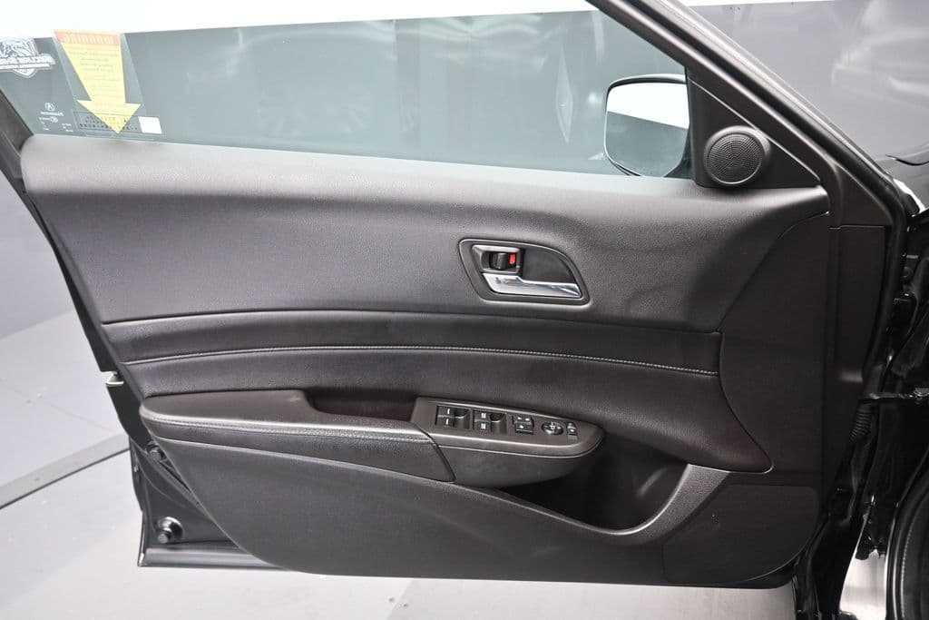 2018 Acura ILX Base, photo 9 of 57