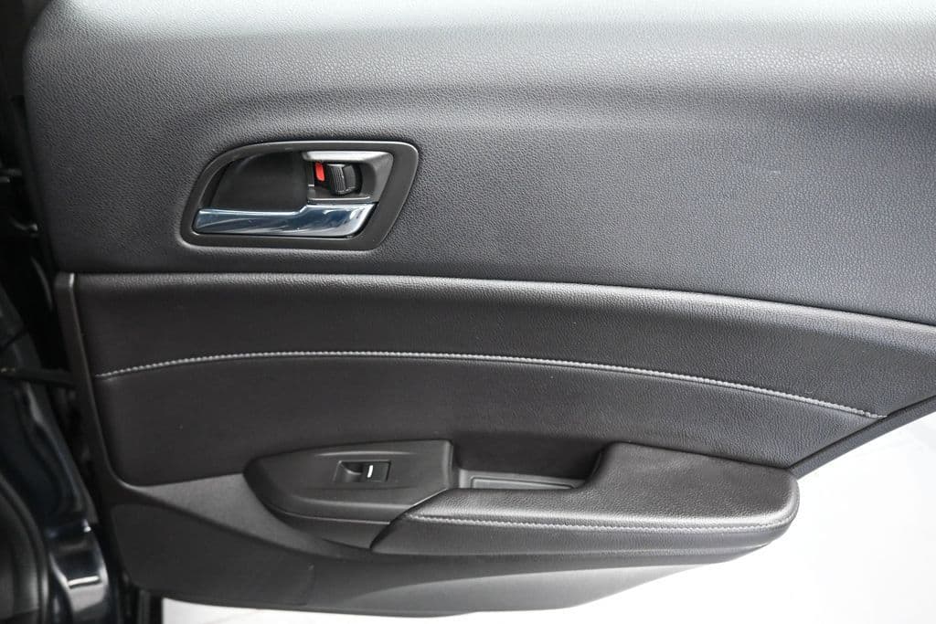 2018 Acura ILX Base, photo 35 of 57