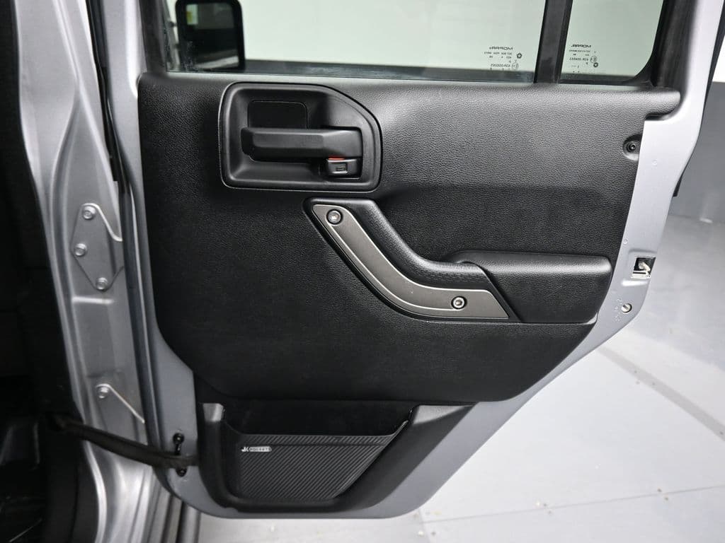 2016 Jeep Wrangler Unlimited Sport S Black Bear, photo 26 of 53