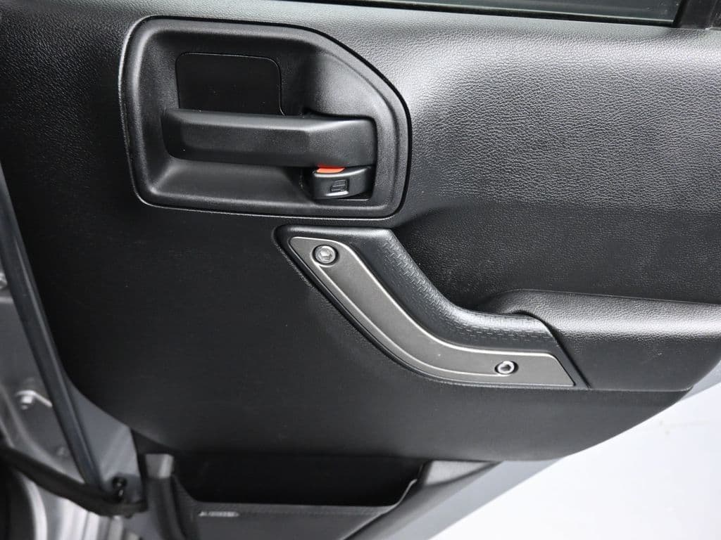 2016 Jeep Wrangler Unlimited Sport S Black Bear, photo 27 of 53