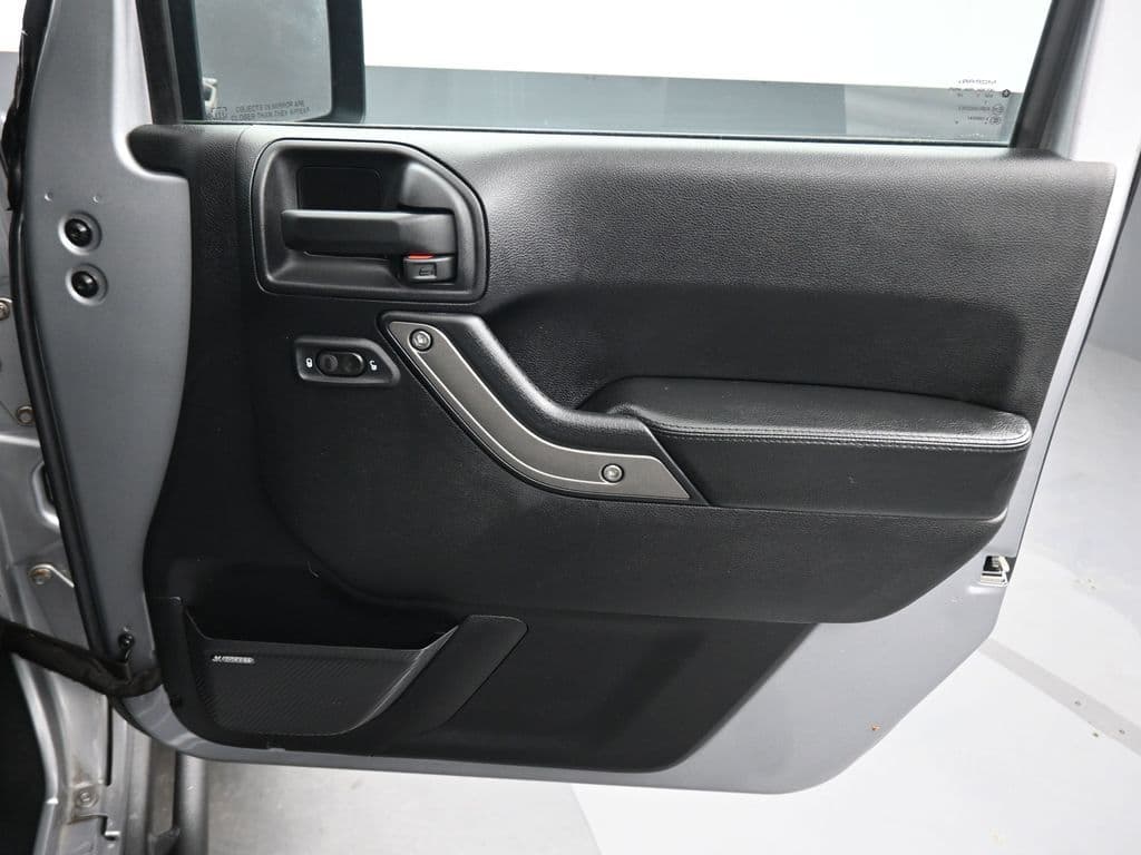 2016 Jeep Wrangler Unlimited Sport S Black Bear, photo 30 of 53