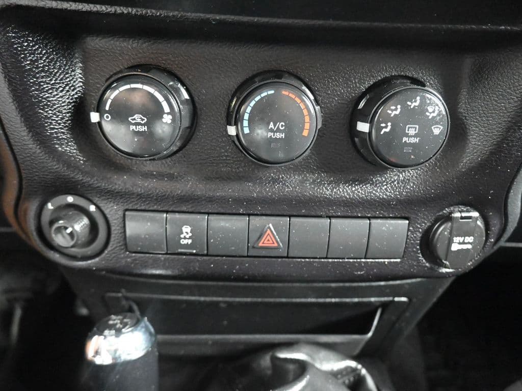 2016 Jeep Wrangler Unlimited Sport S Black Bear, photo 18 of 53