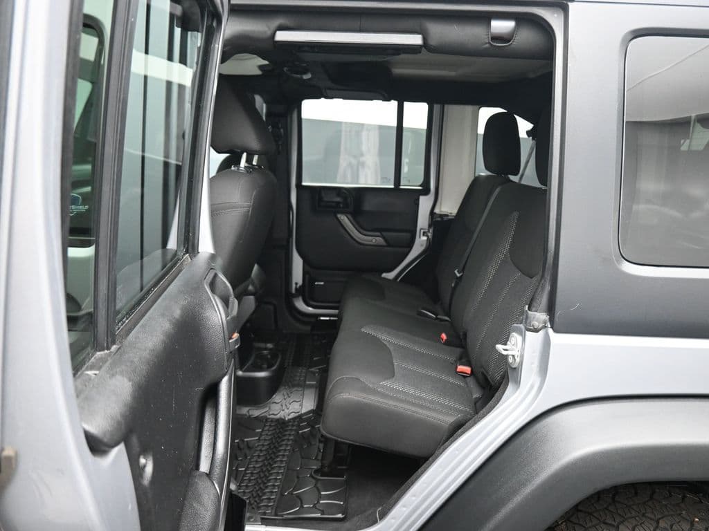 2016 Jeep Wrangler Unlimited Sport S Black Bear, photo 24 of 53