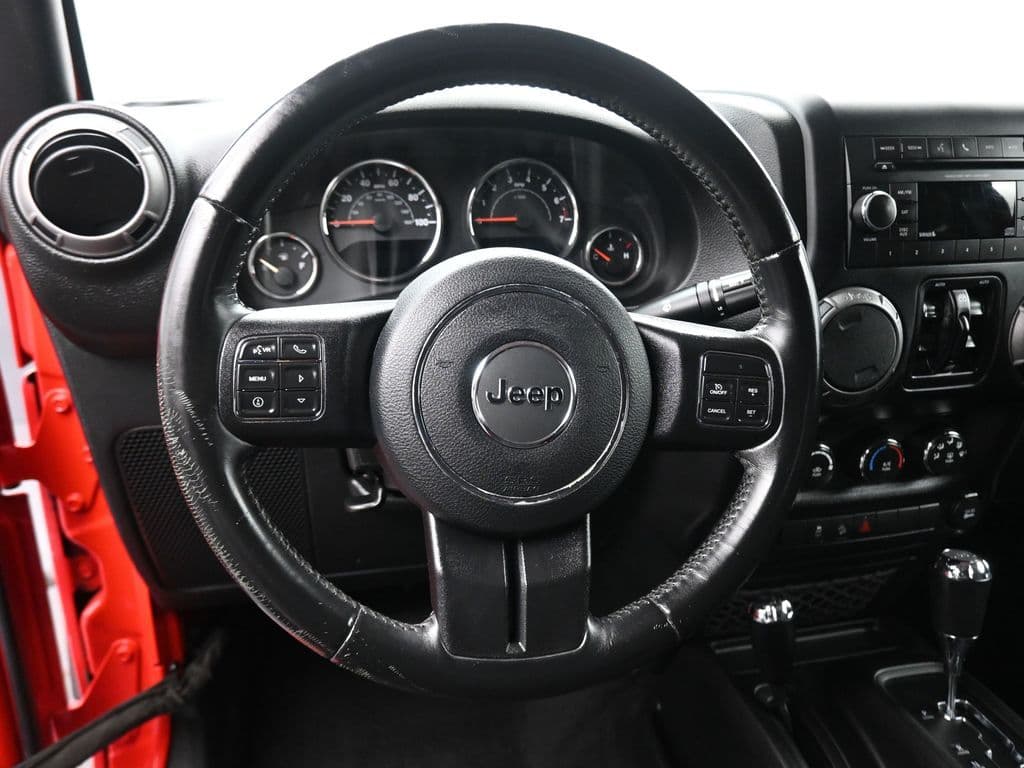 2017 Jeep Wrangler Unlimited Sport, photo 13 of 49