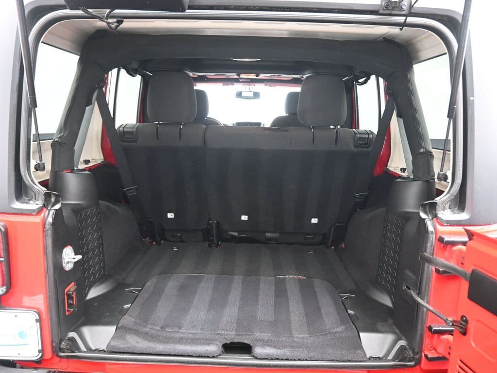 2017 Jeep Wrangler Unlimited Sport, photo 34 of 49
