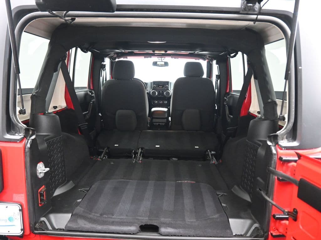 2017 Jeep Wrangler Unlimited Sport, photo 35 of 49
