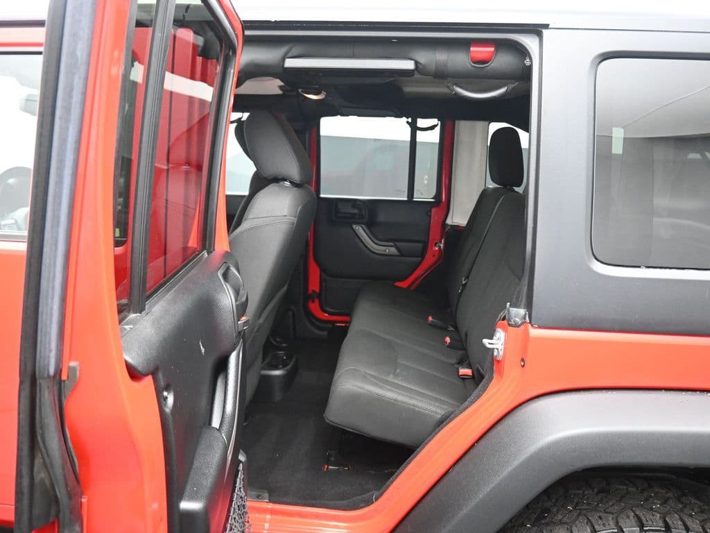 2017 Jeep Wrangler Unlimited Sport, photo 24 of 49