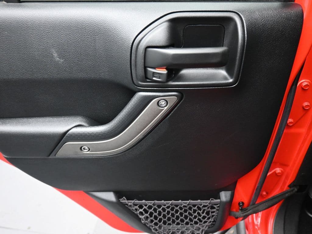 2017 Jeep Wrangler Unlimited Sport, photo 23 of 49