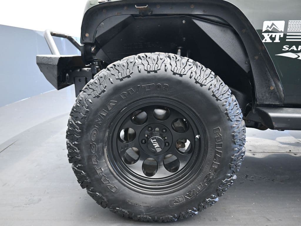 2012 Jeep Wrangler Unlimited Sahara, photo 34 of 44