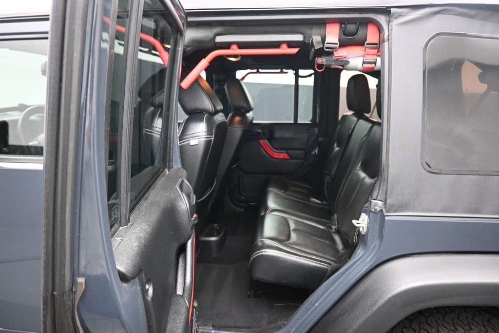 2016 Jeep Wrangler Unlimited Rubicon, photo 25 of 50