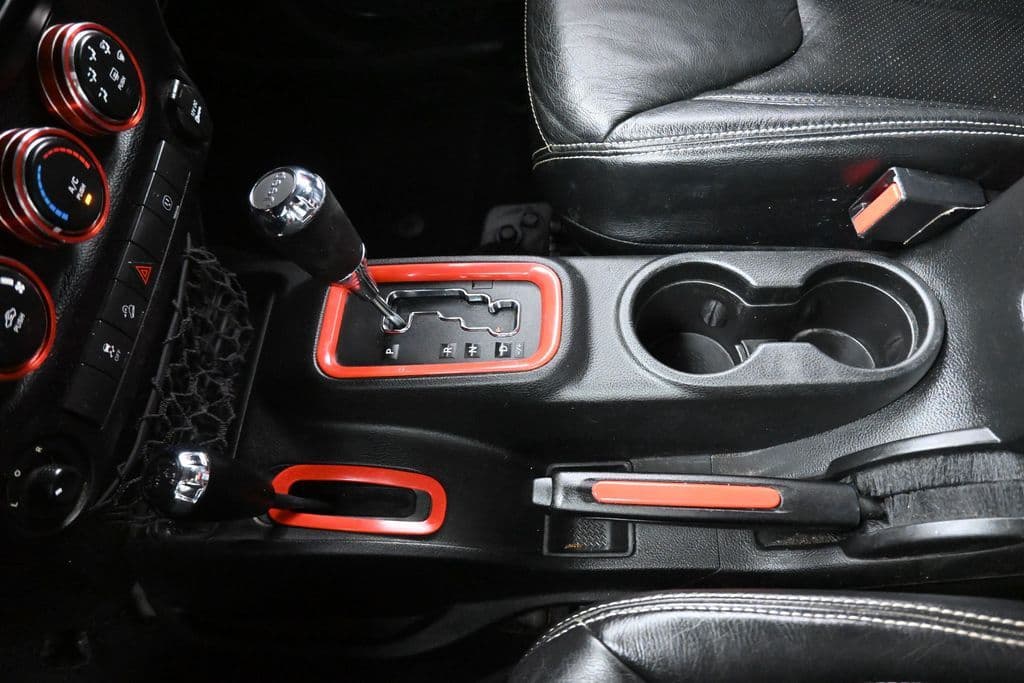 2016 Jeep Wrangler Unlimited Rubicon, photo 19 of 50