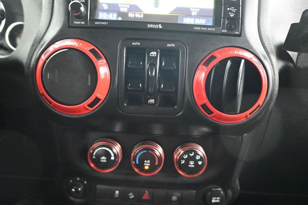 2016 Jeep Wrangler Unlimited Rubicon, photo 17 of 50