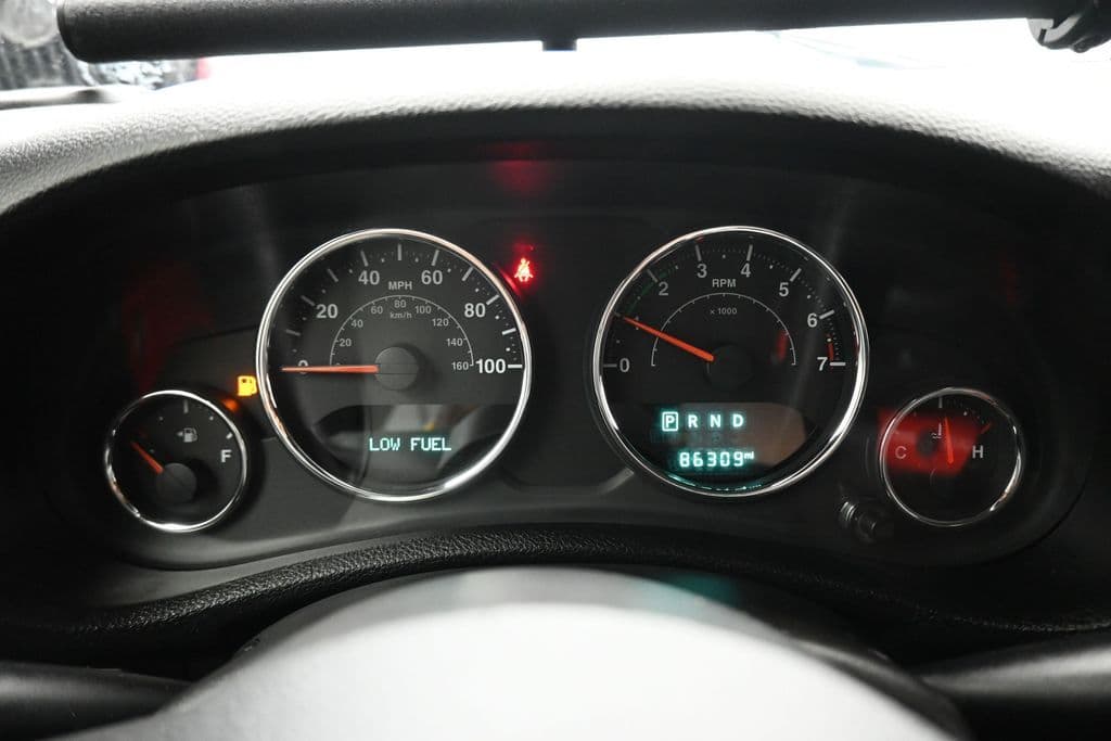 2016 Jeep Wrangler Unlimited Rubicon, photo 13 of 50