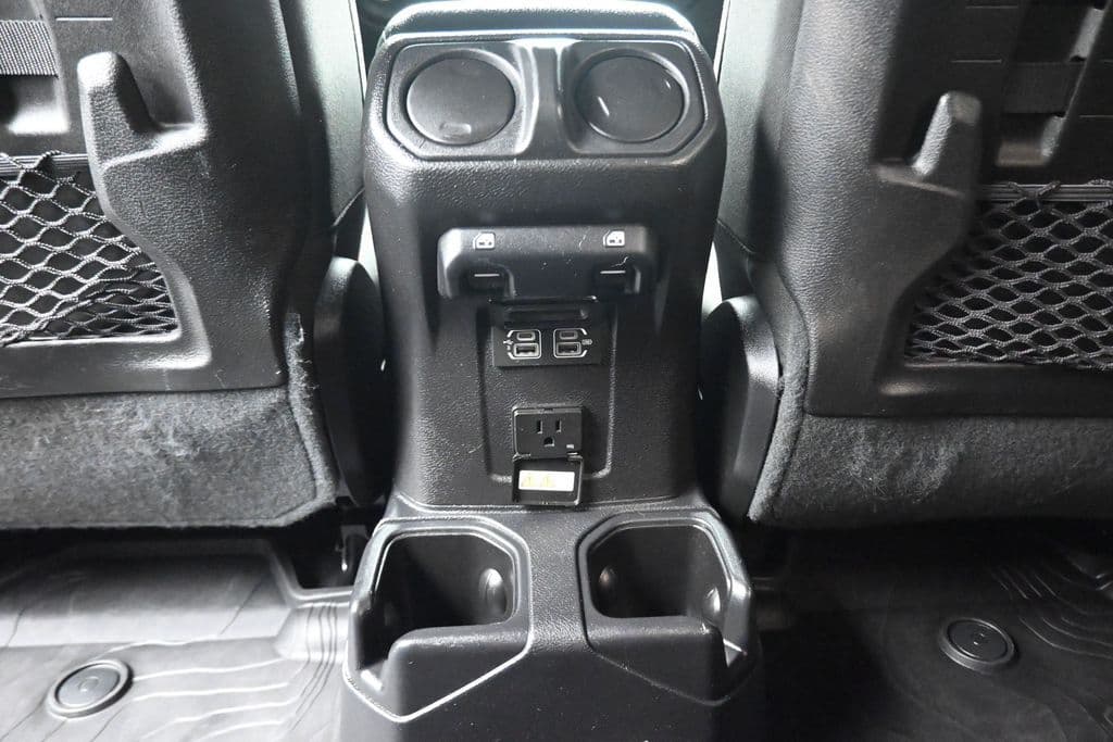 2020 Jeep Wrangler Unlimited Rubicon, photo 30 of 55
