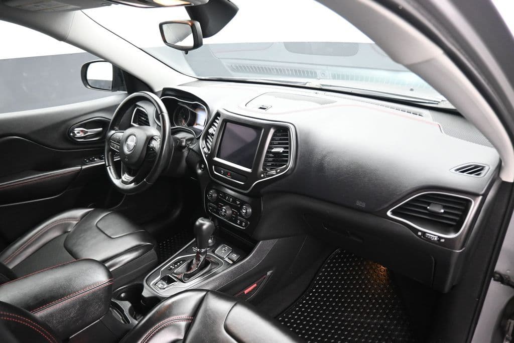 2019 Jeep Cherokee Trailhawk, photo 42 of 59