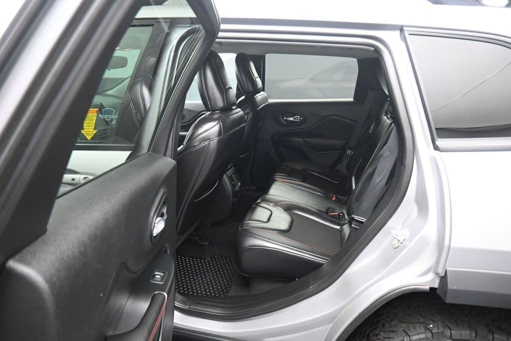 2019 Jeep Cherokee Trailhawk, photo 32 of 59