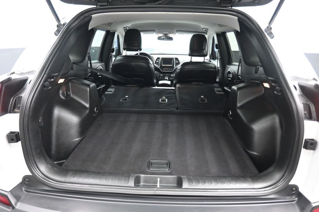 2019 Jeep Cherokee Latitude Plus, photo 46 of 60