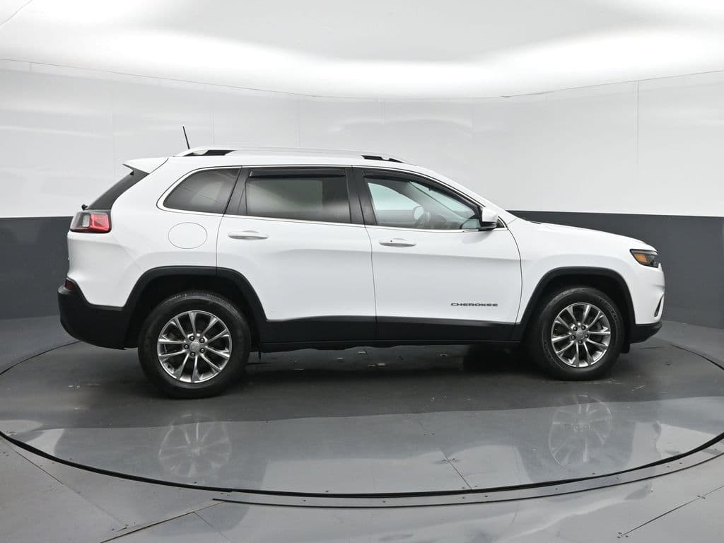 2019 Jeep Cherokee Latitude Plus, photo 8 of 60