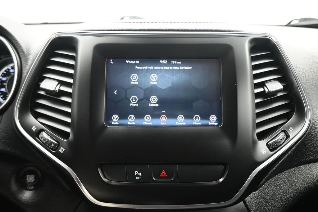2019 Jeep Cherokee Latitude Plus, photo 18 of 60