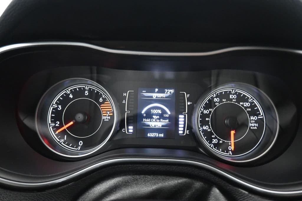 2019 Jeep Cherokee Latitude Plus, photo 15 of 60