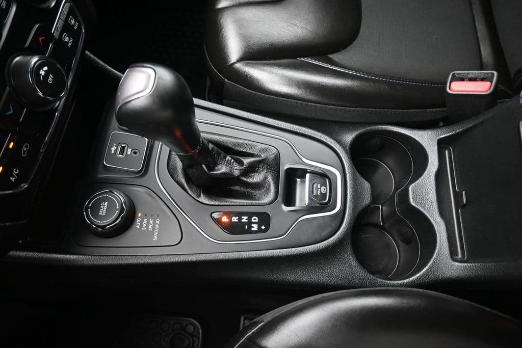 2019 Jeep Cherokee Latitude Plus, photo 23 of 60