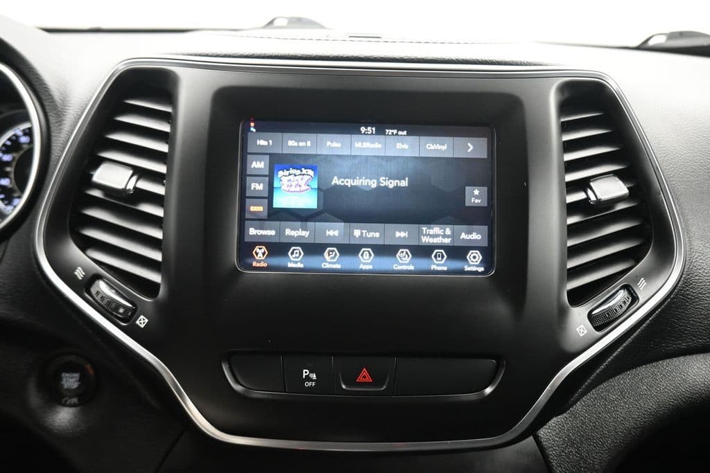 2019 Jeep Cherokee Latitude Plus, photo 16 of 60