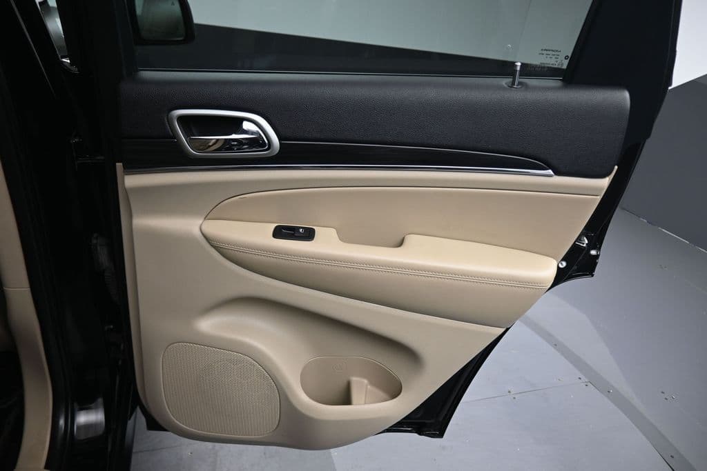2019 Jeep Grand Cherokee Limited, photo 36 of 64