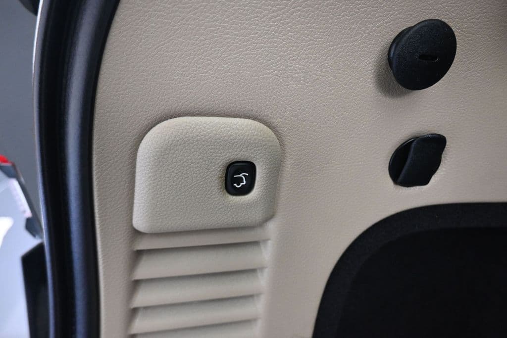 2019 Jeep Grand Cherokee Limited, photo 48 of 64