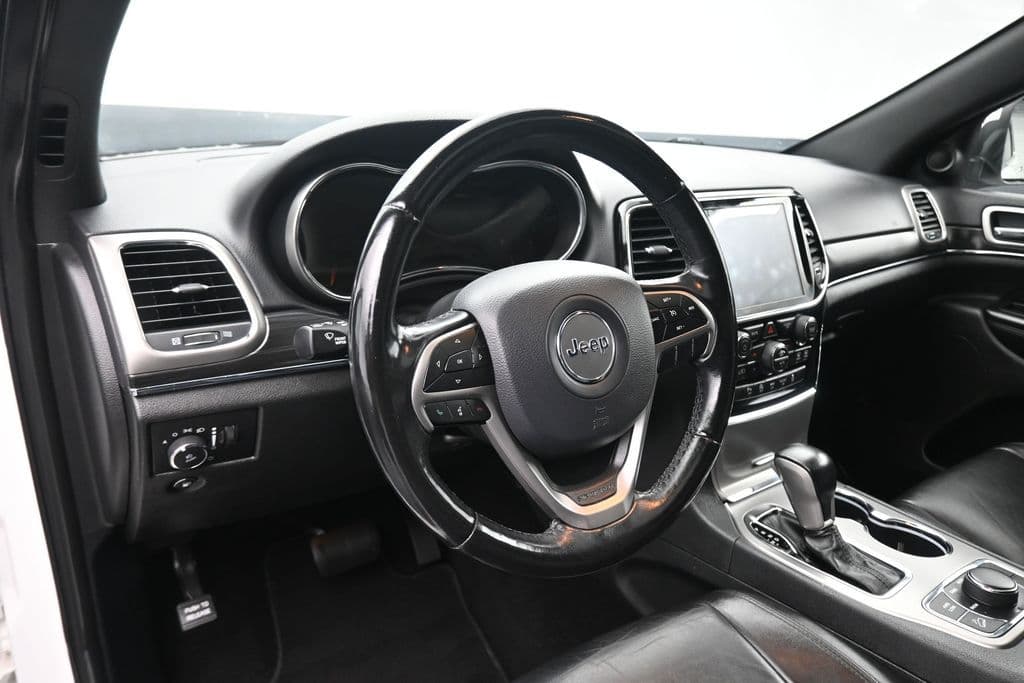 2020 Jeep Grand Cherokee Limited, photo 13 of 61