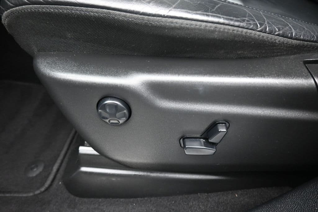 2020 Jeep Grand Cherokee Limited, photo 12 of 61