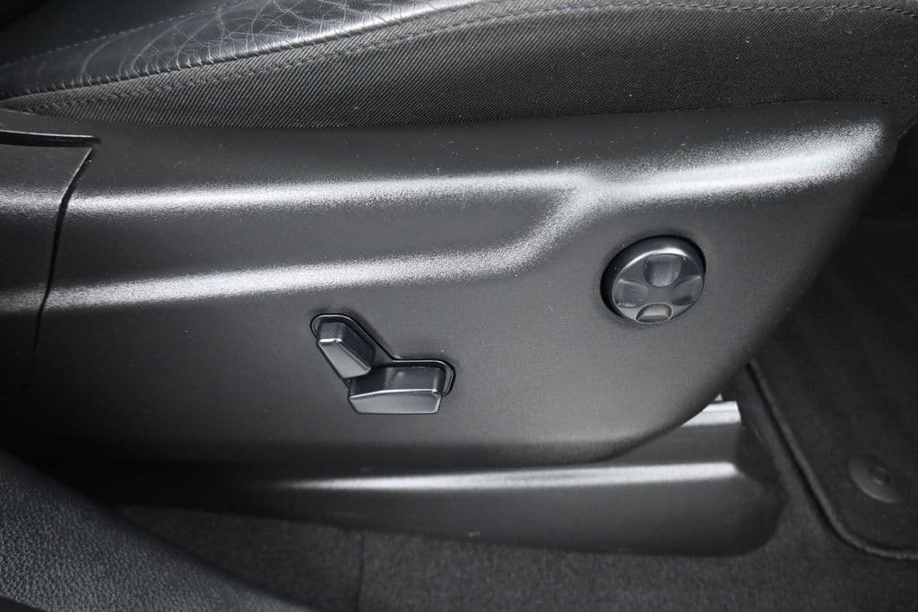 2020 Jeep Grand Cherokee Limited, photo 43 of 61