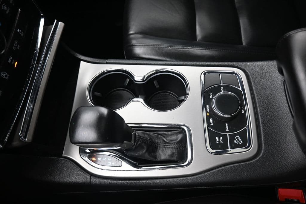 2020 Jeep Grand Cherokee Limited, photo 23 of 61