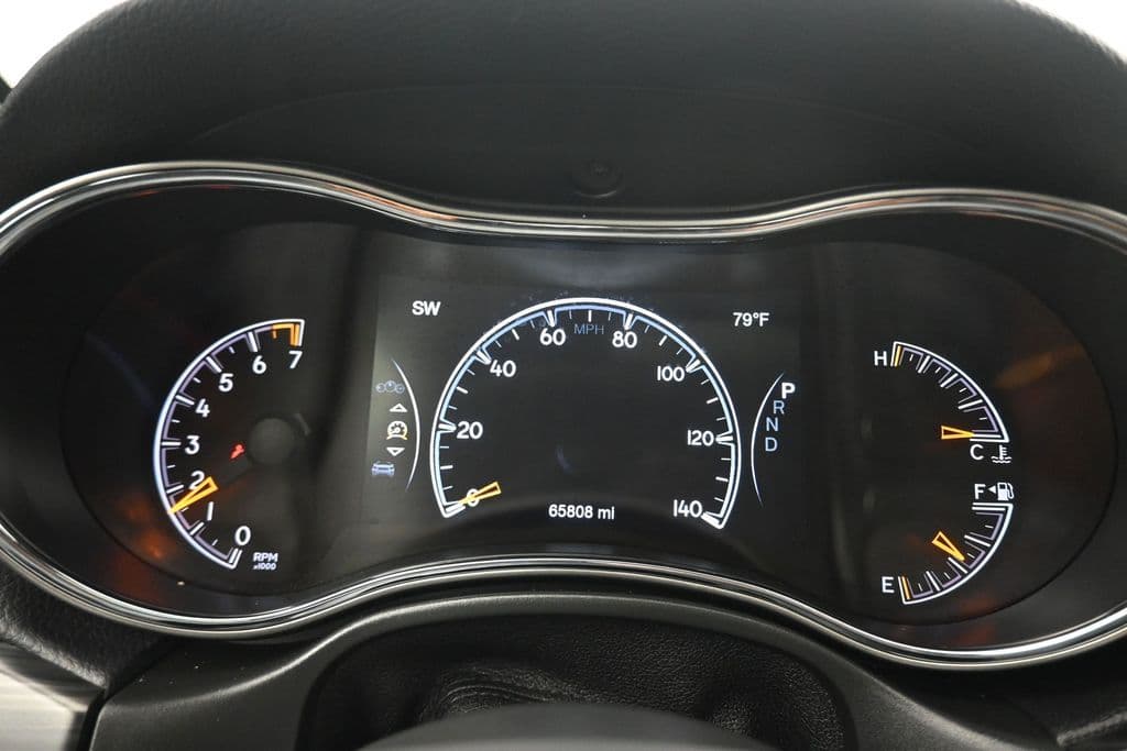 2020 Jeep Grand Cherokee Limited, photo 15 of 61