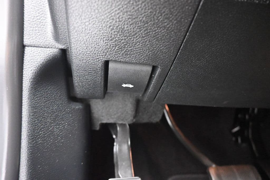 2020 Jeep Grand Cherokee Limited, photo 27 of 61