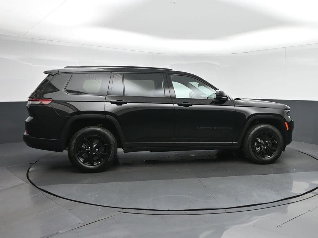 2025 Jeep Grand Cherokee L Altitude X, photo 8 of 73