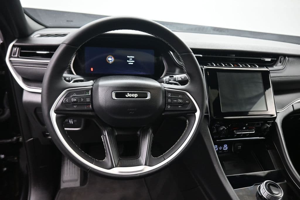 2025 Jeep Grand Cherokee L Altitude X, photo 14 of 73