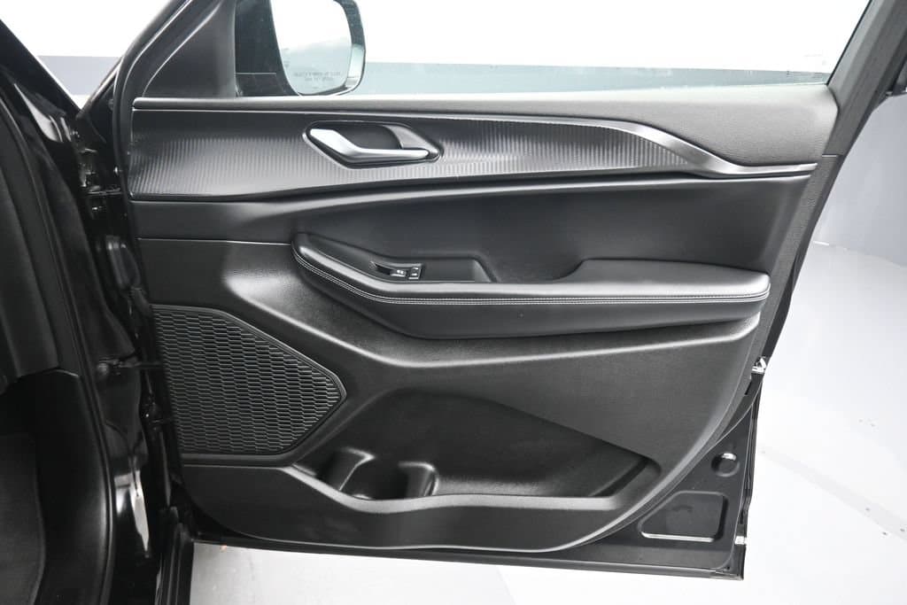 2025 Jeep Grand Cherokee L Altitude X, photo 52 of 73
