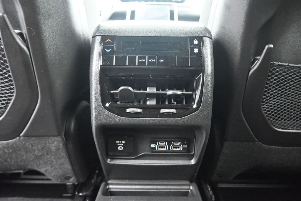 2025 Jeep Grand Cherokee L Altitude X, photo 36 of 73