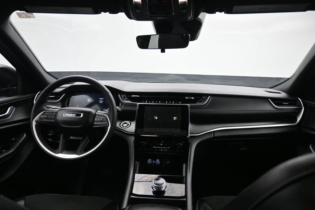 2025 Jeep Grand Cherokee L Altitude X, photo 50 of 73