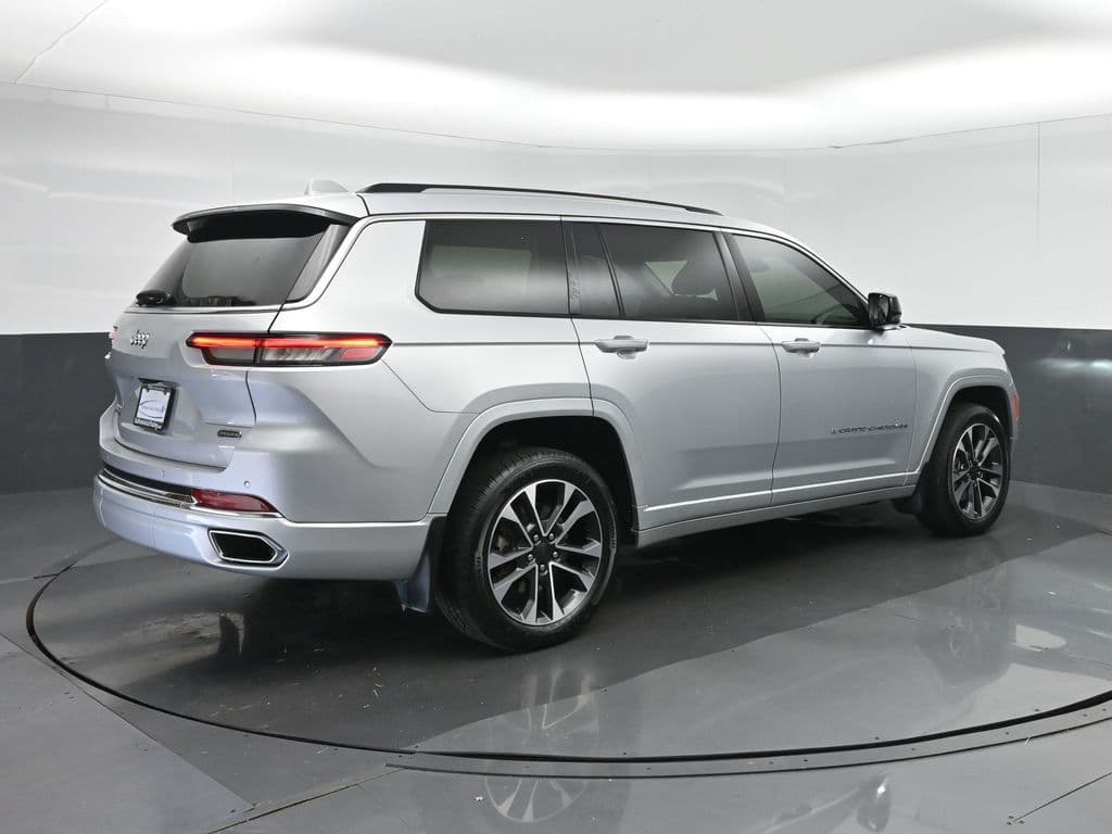 2021 Jeep Grand Cherokee L Overland, photo 7 of 79