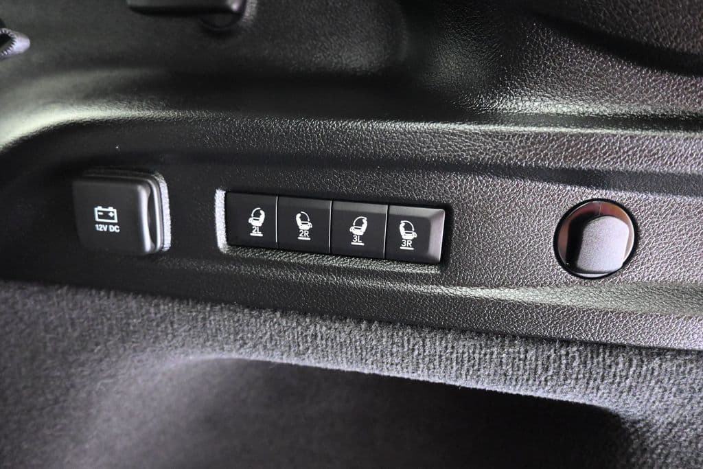 2021 Jeep Grand Cherokee L Overland, photo 63 of 79