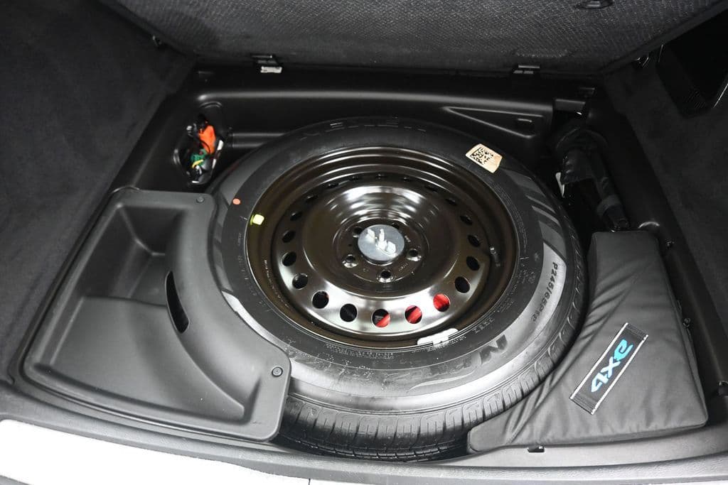 2023 Jeep Grand Cherokee Overland 4xe, photo 58 of 71