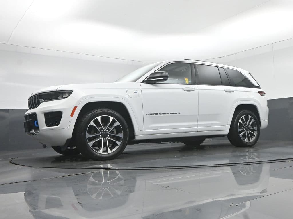 2023 Jeep Grand Cherokee Overland 4xe, photo 65 of 71