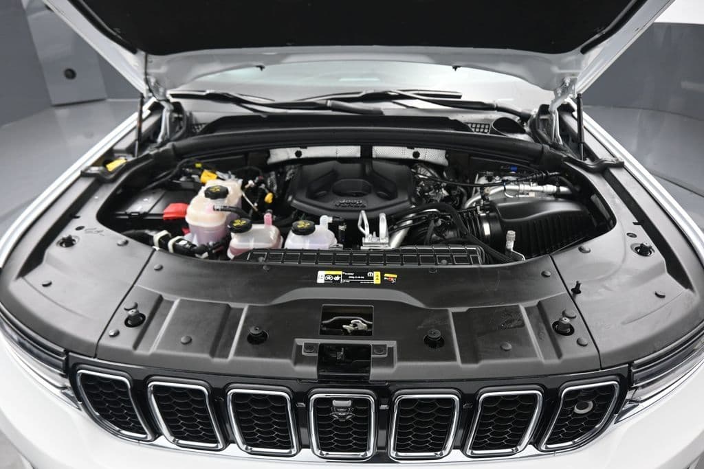 2023 Jeep Grand Cherokee Overland 4xe, photo 60 of 71