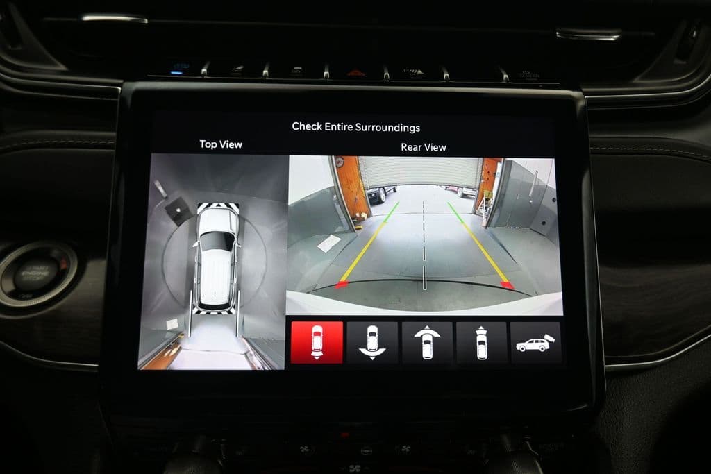 2023 Jeep Grand Cherokee Overland 4xe, photo 22 of 71