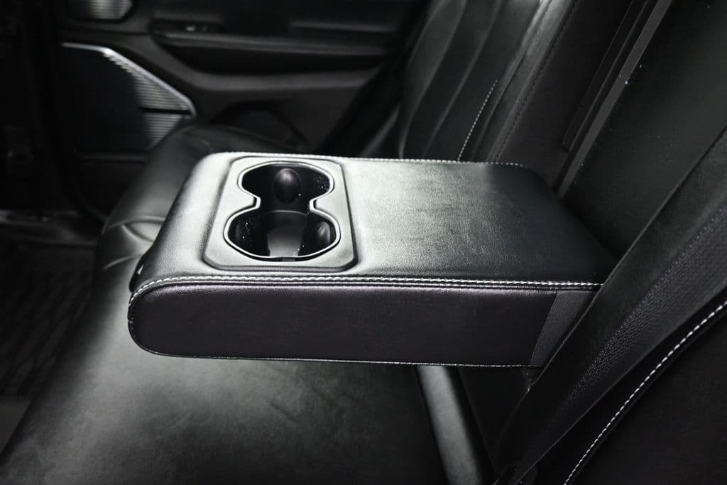 2023 Jeep Grand Cherokee Overland 4xe, photo 42 of 71