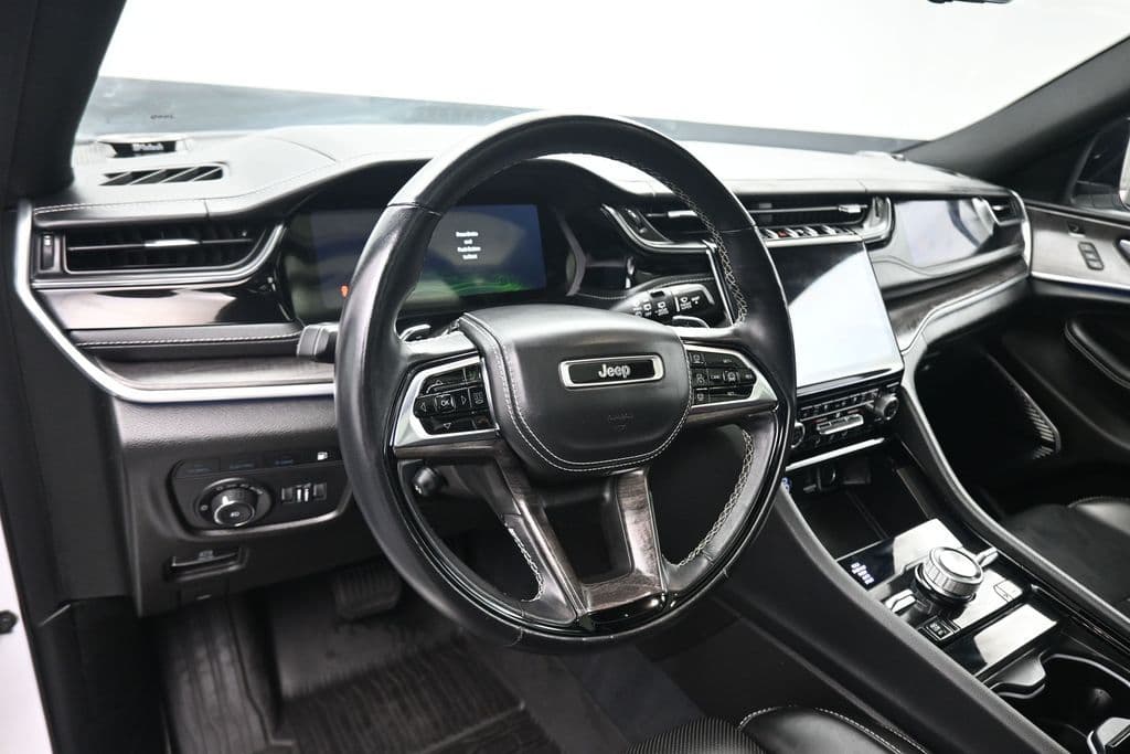 2023 Jeep Grand Cherokee Overland 4xe, photo 14 of 71