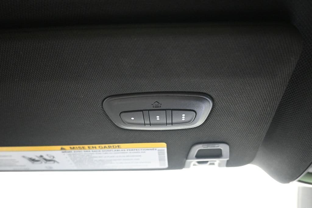 2023 Jeep Grand Cherokee Overland 4xe, photo 34 of 71