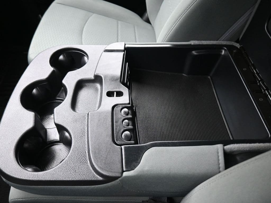 2018 RAM 1500 SLT, photo 22 of 57