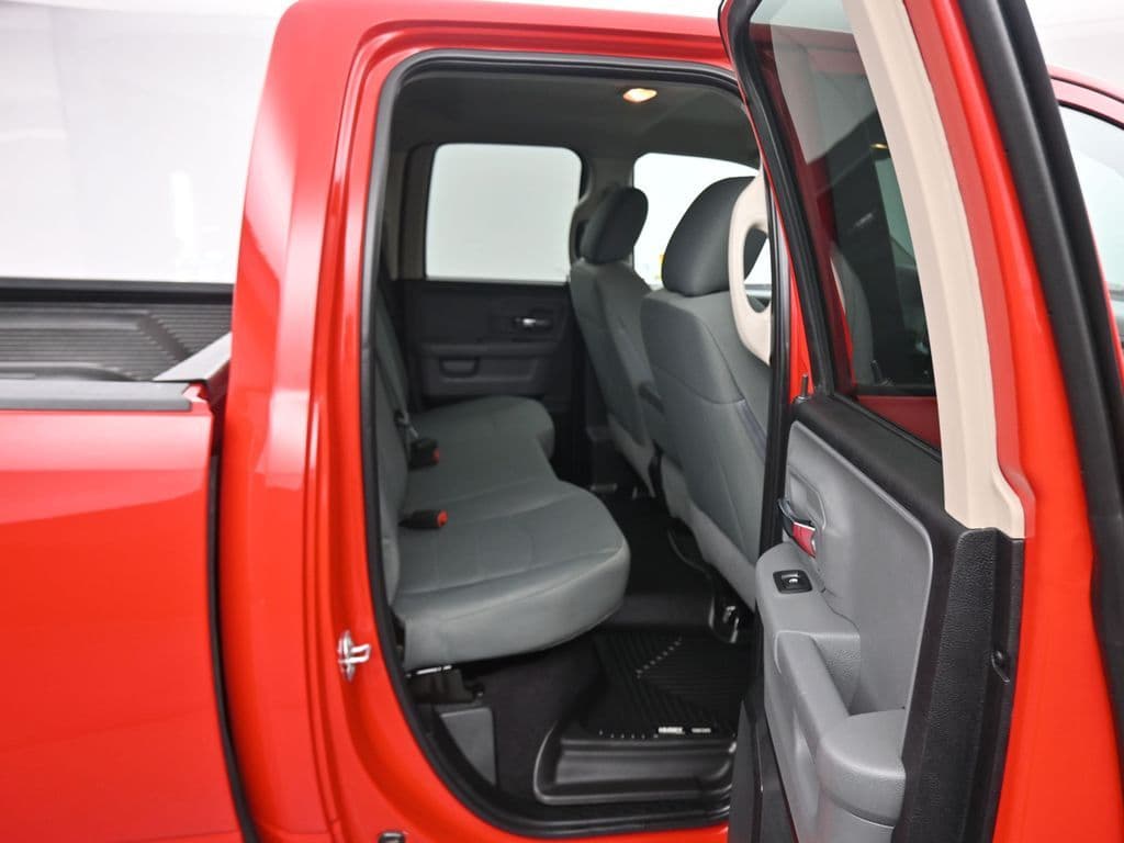 2018 RAM 1500 SLT, photo 35 of 57